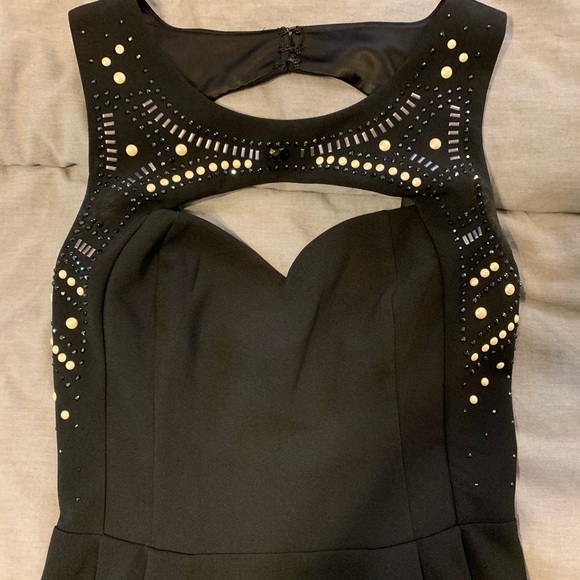 Guess LBD - Picture 5 of 7